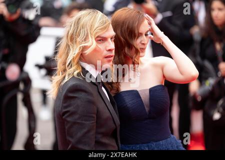 Cannes, France, 14 mai 2024 : Christophe Guillarme et Agatha Maksimova lors de l'ouverture du 77ème Festival International du film de Cannes sur le rouge Banque D'Images