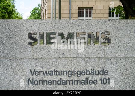 Siemens AG, bâtiment administratif, Nonnendammallee 101, Siemensstadt, Spandau, Berlin, Allemagne Banque D'Images