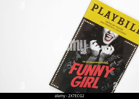 Playbill for Funny Girl, une comédie musicale à succès de Broadway en tournée à l'Orpheum Theater de San Francisco, Californie ; scène et programme de théâtre. Banque D'Images