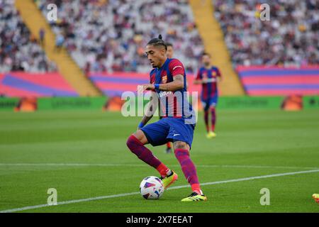 Barcelone, ESP. 19 mai 2024. FC BARCELONE VS RAYO VALLECANO. 19 mai 2024 Raphina (11) du FC Barcelonab lors du match entre le FC Barcelone et le Rayo Vallecano correspondant à la trente-sept journée de la Liga EA Sports au stade Olimpic Lluis Companys de Montjuïc à Barcelone, Espagne. Crédit : Rosdemora/Alamy Live News Banque D'Images