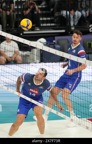 Orléans, France. 18 mai 2024. Nicolas le Goff et Jean Patry lors du match amical international de volleyball entre la France et les pays-Bas le 18 mai 2024 au Co'met Arena d'Orléans. Photo Laurent Lairys/ABACAPRESS. COM Credit : Abaca Press/Alamy Live News Banque D'Images