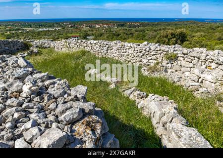 Colonie de Monkodonja de l'âge du bronze, site archéologique de Rovinj en Croatie Banque D'Images