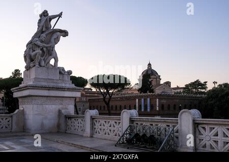 Détail du monument national Victor-Emmanuel II (1885-1935) à Rome, Italie, honorant le premier roi de l'Italie unifiée. Banque D'Images