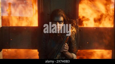ANYA TAYLOR-JOY DANS FURIOSA : A MAD MAX SAGA (2024), RÉALISÉ PAR GEORGE MILLER. Crédit : WARNER BROS. / Album Banque D'Images