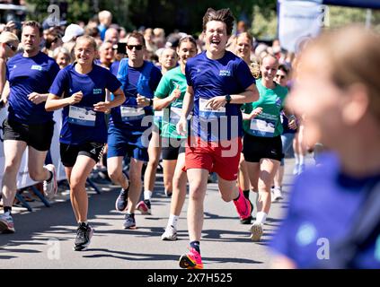 Broenderslev, Danemark. 20 mai 2024. Le prince héritier Christian court un mile pendant la course royale à Broenderslev, lundi 20 mai 2024. Royal Run est une course de fitness annuelle, qui se déroule dans plusieurs villes danoises. La course a eu lieu pour la première fois le 21 mai 2018 en l'honneur du 50e anniversaire du roi, et la famille royale a participé à la course royale depuis lors. En 2024, il y a 95 106 participants dans tout le pays pour la course de fitness, qui se tient pour la sixième fois. (Photo : Henning Bagger/Ritzau Scanpix) crédit : Ritzau/Alamy Live News Banque D'Images