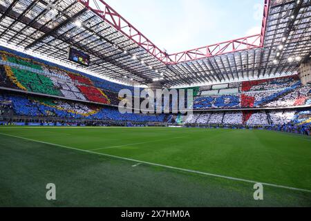 Milan, Italie. 19 mai 2024. Coregraphie des fans du FC Internazionale lors du match de Serie A entre le FC Internazionale et le SS Lazio au Stadio Giuseppe Meazza le 19 mai 2024 à Milan Italie . Crédit : Marco Canoniero/Alamy Live News Banque D'Images