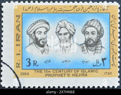 Timbre-poste oblitéré imprimé par l'Iran, qui montre le portrait d'Abu Rihan, Alfarabi, Ibn Sina (Avicenne), 1400ème anniversaire de l'hégire, vers 1980. Banque D'Images