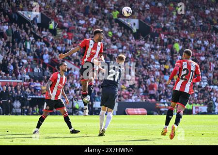 Auston Trusty de Sheffield United dirige le ballon, lors du match de premier League Sheffield United vs Tottenham Hotspur à Bramall Lane, Sheffield, Royaume-Uni, le 19 mai 2024 (photo de Cody Froggatt/News images) à Sheffield, Royaume-Uni le 19/05/2024. (Photo de Cody Froggatt/News images/SIPA USA) Banque D'Images