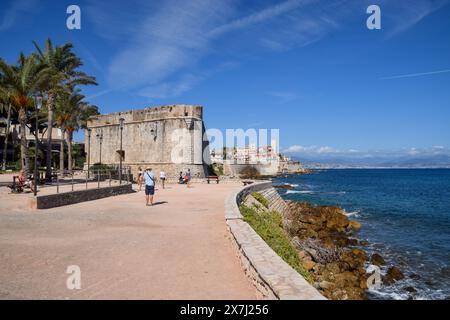Antibes, France - 3 octobre 2019. Antibes vieille ville et vue panoramique sur la côte, Sud de la France. Crédit : Vuk Valcic/Alamy Banque D'Images