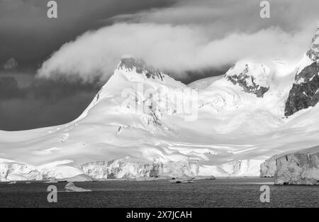 Baie de Wilhelmina, péninsule Antarctique, Antarctique Banque D'Images