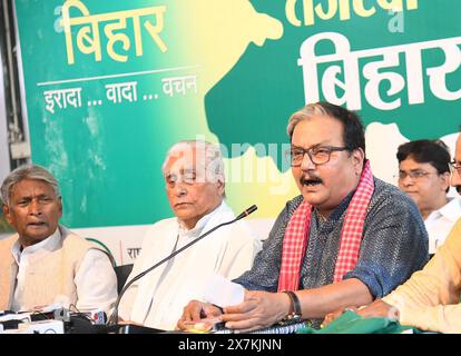 Patna, Inde. 19 mai 2024. PATNA, INDE - 19 MAI : le député du RJD Manoj Jha avec le président du RJD du Bihar Jagdanand Singh s'adressant à une conférence de presse au bureau du RJD le 19 mai 2024 à Patna, en Inde. (Photo de Santosh Kumar/Hindustan Times/Sipa USA ) crédit : Sipa USA/Alamy Live News Banque D'Images