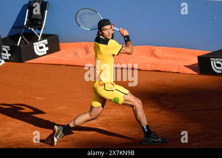 Turin, Italie, Italie. 17 mai 2024. Italie, Turin 17/05/2024.Club de la presse sportive (Turin). Qualifications du tournoi Challenger 175 Piemonte Open Intesa Sanpaolo. Lorenzo Musetti (Ita) joue againstDavid Goffin (Bel) lors des qualifications du tournoi Challenger 175 Piemonte Open Intesa Sanpaolo. Score final 6-4 6-3 (crédit image : © Tonello Abozzi/Pacific Press via ZUMA Press Wire) USAGE ÉDITORIAL SEULEMENT! Non destiné à UN USAGE commercial ! Banque D'Images