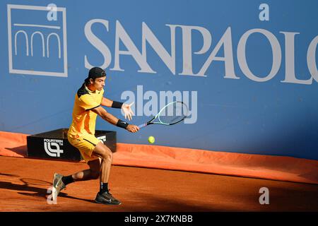 Turin, Italie, Italie. 17 mai 2024. Italie, Turin 17/05/2024.Club de la presse sportive (Turin). Qualifications du tournoi Challenger 175 Piemonte Open Intesa Sanpaolo. Lorenzo Musetti (Ita) joue againstDavid Goffin (Bel) lors des qualifications du tournoi Challenger 175 Piemonte Open Intesa Sanpaolo. Score final 6-4 6-3 (crédit image : © Tonello Abozzi/Pacific Press via ZUMA Press Wire) USAGE ÉDITORIAL SEULEMENT! Non destiné à UN USAGE commercial ! Banque D'Images