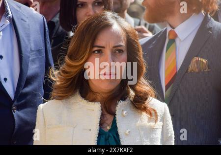 Londres, Royaume-Uni. 20 mai 2024. Stella Assange arrive à la haute Cour pour la décision d'extradition de Julian Assange. Le fondateur de WikiLeaks a obtenu le droit de faire appel de son extradition aux États-Unis. Crédit : SOPA images Limited/Alamy Live News Banque D'Images