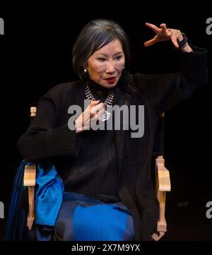 Santa Monica, Californie, États-Unis. 20 mai 2024. L'auteure AMY TAN parle de son nouveau livre, 'The Backyard Bird Chronicles' lors d'un événement Live Talks Los Angeles à New Roads School. (Crédit image : © Brian Cahn/ZUMA Press Wire) USAGE ÉDITORIAL SEULEMENT! Non destiné à UN USAGE commercial ! Banque D'Images