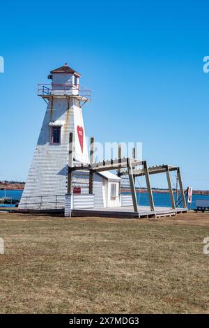 Bienvenue dans la province de l'Île-du-Prince-Édouard panneau sur le phare de Port Borden Front Range à Borden-Carleton, Île-du-Prince-Édouard, Canada Banque D'Images