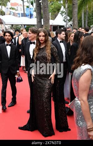 Barbara Palvin BEI der Premiere L'APPRENTIE BEI den 77 ème Filnfestspielen à Cannes 20.05.2024 *** Barbara Palvin à la première de L'APPRENTIE au 77ème Festival de Cannes 20 05 2024 Banque D'Images