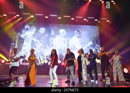 Paris, France. 18 mai 2024. Kassav' se produit à l'Accor Arena de Paris, France, le 18 mai 2024. Photo Christophe Meng/ABACAPRESS. COM Credit : Abaca Press/Alamy Live News Banque D'Images