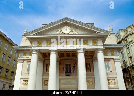 L'Italie, Trieste, Frioul-Vénétie Julienne, ancien bâtiment de la Bourse, façade Banque D'Images