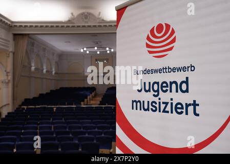 Lübeck Themenbild - Jugend musiziert Bundeswettbewerb, 20.05.2024 Themenbild - Jugend musiziert Bundeswettbewerb, 20.05.2024 Jugend musiziert 61. Bundeswettbewerb 2024 Deutscher Musikrat im Kolosseum Festsaal. *** Lübeck photo thématique concours national Jugend musiziert, 20 05 2024 photo thématique concours national Jugend musiziert, 20 05 2024 concours national Jugend musiziert 61 2024 Conseil allemand de la musique au Colisée Festsaal Copyright : xEibner-Pressefoto/JonasxLohrmannx EP JLN Banque D'Images