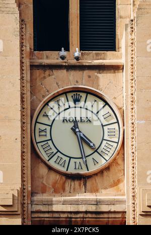 Beyrouth, Liban — 24.04.2023 : Tour de l'horloge Al-Abed (Tour de l'horloge Rolex) dans le quartier central de Beyrouth, centre historique et géographique de Beyrouth Banque D'Images