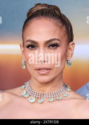 HOLLYWOOD, LOS ANGELES, CALIFORNIE, États-Unis - 20 MAI : Jennifer Lopez (JLo) vêtue d'une robe Greta Constantine, d'un sac Rodo et de bijoux Manish Malhotra arrive à la première de Los Angeles de 'Atlas' de Netflix qui s'est tenue au Théâtre égyptien Hollywood le 20 mai 2024 à Hollywood, Los Angeles, Californie, États-Unis. (Photo de Xavier Collin/image Press Agency) Banque D'Images