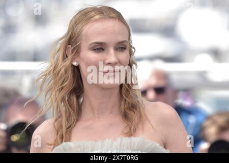 Cannes, Frankreich. 21 mai 2024. CANNES, FRANCE - 21 MAI : Diane Kruger assiste à la Photocall 'The Shrouds' (les Linceuls) au 77e Festival de Cannes au Palais des Festivals le 21 mai 2024 à Cannes, crédit : dpa/Alamy Live News Banque D'Images