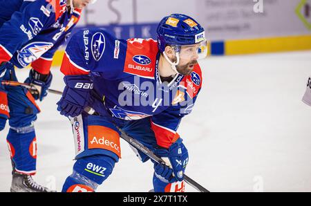 Zurich, Suisse, 20 avril 2024 : #4 Patrick Geering, défenseur et capitaine des ZSC Lions. (Photo Andreas Haas/dieBildmanufaktur) Banque D'Images