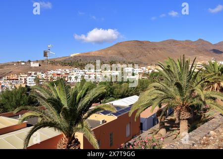 Morro Jable ville, située au sud de l'île de Fuerteventura par l'océan Atlantique d'en haut, Espagne Banque D'Images