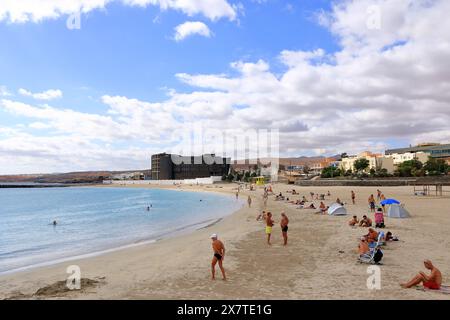 Puerto del Rosario, Fuerteventura en Espagne - 24 novembre 2023 : vue sur la plage des îles Canaries Banque D'Images