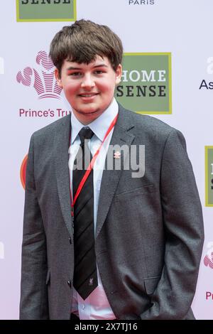 Londres, Royaume-Uni. 21 mai 2024. Rhys – lauréat du prix Ascential Education Award (Nord du pays de Galles) arrive pour les prix Prince’s Trust et TK Maxx & Homesense au Theatre Royal Drury Lane. Les prix honorent et célèbrent les succès de ceux qui ont été aidés par le Trust, et ceux qui les soutiennent, au Royaume-Uni et dans le monde entier. La cérémonie, qui en est à sa vingtième année, met en lumière les histoires inspirantes des jeunes, des bénévoles et de ceux qui soutiennent leurs communautés au sens large. L’année prochaine, les prix deviendront les King’s Trust Awards. Credit : Stephen Chung / Alamy Live News Banque D'Images