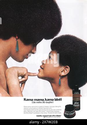 1971 Afro Sheen Hair Products ad - 'comme mère comme fille. kama mama, kama binti' Banque D'Images