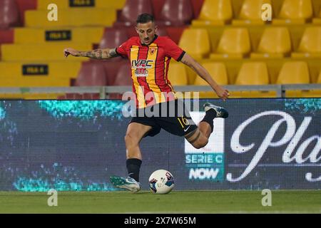 Benevento, Italie. 21 mai 2024. Riccardo Improta en action lors du match de football italien Lega Pro éliminatoire Benevento vs Torres. Crédit : Mario Taddeo/Alamy Live News Banque D'Images