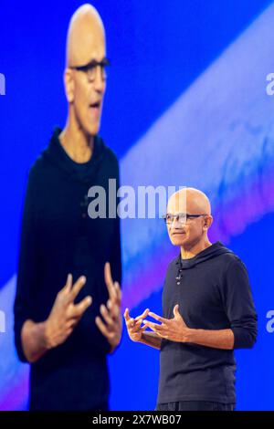 Seattle, États-Unis. 21 mai 2024. Satya Nadella, PDG de Microsoft, intervient sur scène lors de la conférence des développeurs Build. Crédit : Andrej Sokolow/dpa/Alamy Live News Banque D'Images