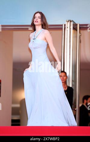 Barbara Palvin BEI der Premiere des Kinofilms 'Marcello Mio' auf dem Festival de Cannes 2024 / 77. Internationale Filmfestspiele von Cannes im Palais des Festivals. Cannes, 21.05.2024 Banque D'Images