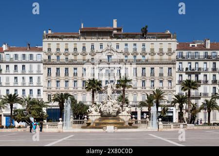 Toulon, France - 24 mars 2019 : la Fontaine de la Fédération sur la place de la liberté. IT Banque D'Images