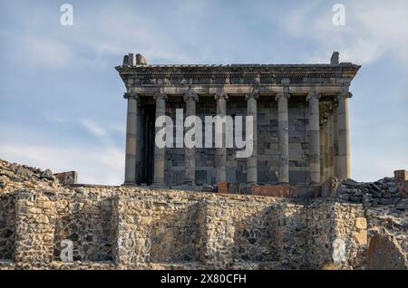 Temple GARNI : site archéologique de Garni en Arménie, janvier 2024 I., élévation latérale du temple Garni. Banque D'Images