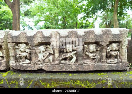 Deopahar , les collines des Dieux , site archéologique, 10ème-11ème siècle, sculpture en pierre, Numaligarh, district de Golaghat, Assam, Inde, Banque D'Images