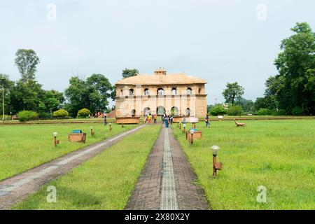 Rong ghar, Rudra Singha, dynastie Ahom, Royaume Ahom, architecture Ahom, site archéologique, district de Shivsagar, patrimoine de l'Assam, Assam, Ind. Nord-est Banque D'Images