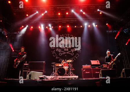 Black Rebel Motorcycle Club se produisant au Release Athens Festival à Plateia Nerou / Grèce, juin 2019 Banque D'Images