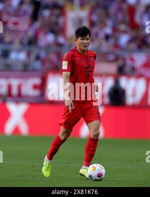 Minjae Kim du FC Bayern Muenchen FC Bayern München vs VFL Wolfsburg Fussball 1. Bundesliga saison 2023/24 33. Spieltag Allianz Arena München 12.05.2024 © diebilderwelt / Alamy Stock Banque D'Images