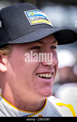 Speedway, Indiana, États-Unis. 20 mai 2024. Kyffin SIMPSON (R) (4) de Bridgetown, Barbade se prépare à s'entraîner pour l'Indy 500 à l'Indianapolis Motor Speedway à Speedway, IN. (Crédit image : © Walter G. Arce Sr./ASP via ZUMA Press Wire) USAGE ÉDITORIAL SEULEMENT! Non destiné à UN USAGE commercial ! Banque D'Images