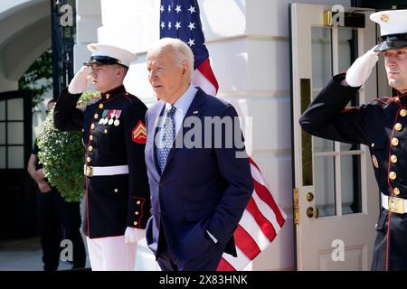 Washington, Vereinigte Staaten. 22 mai 2024. Le président des États-Unis Joe Biden attend le 22 mai 2024 à la Maison Blanche à Washington pour accueillir le président William Ruto du Kenya. Crédit : Yuri Gripas/Pool via CNP/dpa/Alamy Live News Banque D'Images