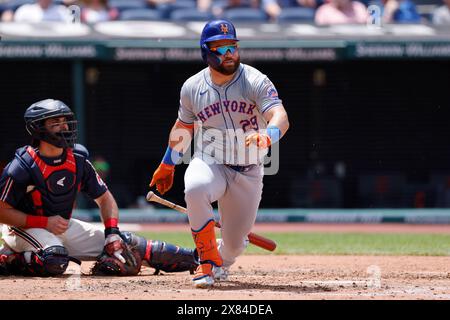 CLEVELAND, OH - 22 MAI : New York mets outfielder DJ Stewart (29) lors d'un match MLB contre les Guardians de Cleveland le 22 mai 2024 au progressive Field à Cleveland, Ohio. (Photo de Joe Robbins/image du sport) Banque D'Images