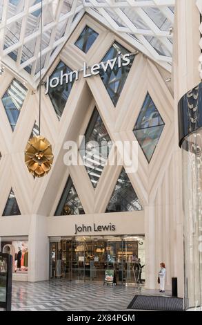 Entrée au magasin John Lewis dans le centre-ville de Leeds, West Yorkshire, Angleterre, Royaume-Uni Banque D'Images