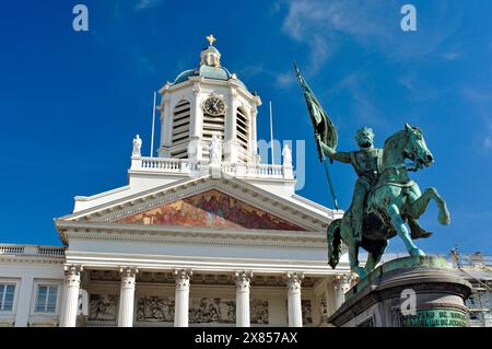 Belgique, Bruxelles, Statue de Geoffrey de Bouillon par Eugène Simonis date 1843 contexte Eglise Saint Jacques sur Coudenberg Banque D'Images