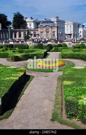 Belgique, Bruxelles, Palais Royal, jardins Banque D'Images