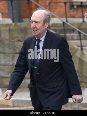 Shane Ross arrive pour les funérailles de Tony O'Reilly, homme d'affaires, philanthrope et star de rugby, à l'église du Sacré-cœur de Donnybrook, Dublin. Date de la photo : jeudi 23 mai 2024. Banque D'Images