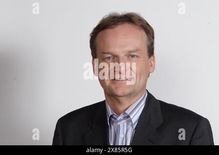 Grimme Preis Verleihung 2005, hier Preisträger Frank Plasberg, Moderator der WDR-Sendung 'Hart aber fair' in Marl, Deutschland 2005. Banque D'Images