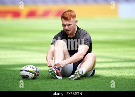 Caolan Englefield de Gloucester Rugby lors d'une course de capitaine au Tottenham Hotspur Stadium, Londres. Gloucester Rugby jouera contre les Hollywoodbet Sharks lors de la finale de L'EPCR Challenge Cup au Tottenham Hotspur Stadium vendredi. Date de la photo : jeudi 23 mai 2024. Banque D'Images